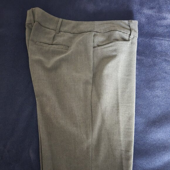 Ricki's 'Miracle' Grey Dress Pants in Size 10! - Picture 1 of 7